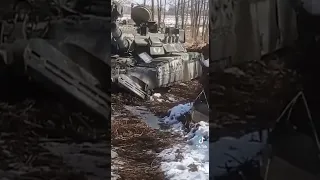 Российские танки увязли в украинском чернозёме 17.03.2022