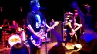 Bowling For Soup - "Don't Stop Believin'" / "Two-Seater" (Live in Houston, 8/1/10)