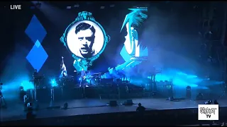 Gorillaz -  Lake Zurich live