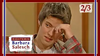Schlägt Tom (17) seine eigene Mutter nieder? | Richterin Barbara Salesch | SAT.1