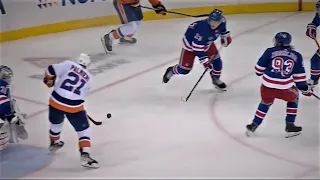 Kyle Palmieri Gives The Islanders The Late One Goal Lead Batting This One Out Of Mid Air