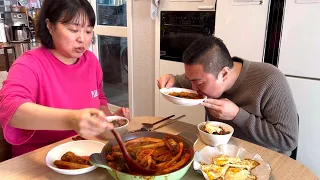 집밥먹방) 간단하고 맛있는 꽁치파김치찌개 (ft.계란후라이) | Home meal (Kimchijjigae, Fried egg) Mukbang