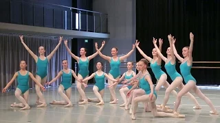 Classe de danse classique filles 14-15 ans - Pointes, pirouettes, batterie / Conservatoire de Paris