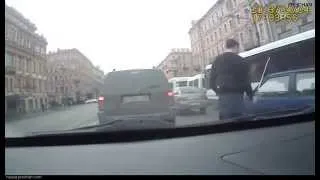 RoadRage.Ru : Клюшкой гольфа по стеклу