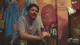 DUENDE GUIÑA EL OJO DE TRAS DE LUISITO COMUNICA #luisitocomunica