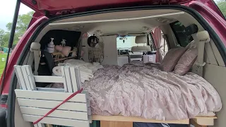 Minivan camper set up (simple and comfortable)