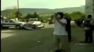 БМП Российских ВС против полицейских машин МВД Грузии
