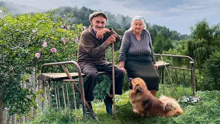 Тяжелая жизнь пожилой пары в горной деревне на границе с Румынией