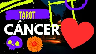 ♋💕CANCER TAROT AMOR // TU PERSONA ESPECIAL 😍 ESTÁ PERDIDAMENTE ENAMORADA DE TI 💕Y ESTÁ ESPERÁNDOTE⌚⏳