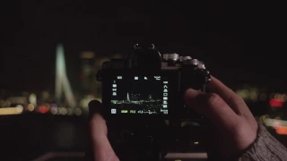 OLYMPUS OM-D - Capture Beautiful Lights with Live Composite Mode