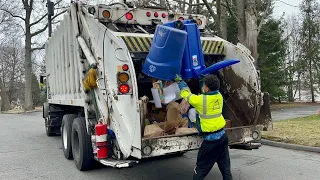 JRM Garbage Truck Flying Through Heavy Recycling