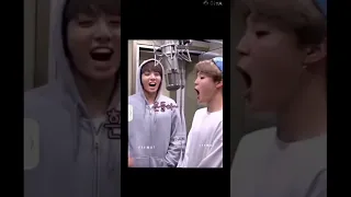 jikook made me laughing seriously.. 😆🤣😂😂😅 #bts #jungkook #jimin #lover #army @bts_army_191