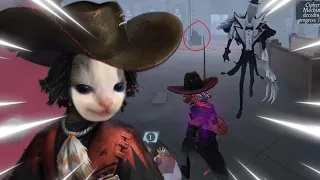 Identity V The BEST kiting area in Red Church is actually INSIDE the Church😃 *exe gameplay*