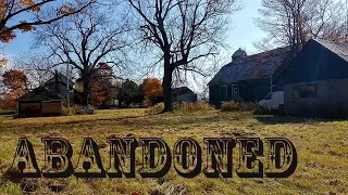 Abandoned Farm with Muscle Cars Exploring Gone Wrong