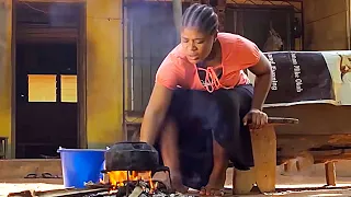 How A Poor Forsaken Village Girl Met Her Destiny Hepler While Cooking In Front Of Her House/African