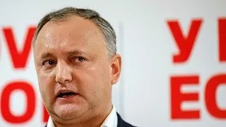 Новый президент Молдавии будет настаивать на досрочных парламентских выборах