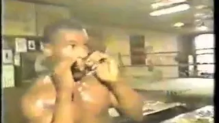 Майк Тайсон. Тренировка боксера / Mike Tyson. Training a boxer.