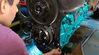 VOLVO D13 - PLATE ASSEMBLY AND TIMING GEARS