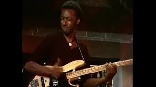 Young Marcus Miller 1980s Bass slap solo (David Sanborn live)