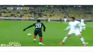 Douglas Costa Amazing Elastico with nutmeg