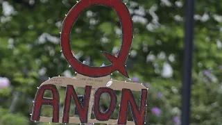 QAnon: между заговором и реальностью