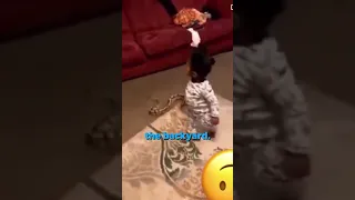 This Baby Surprises Mother With a Snake 😱