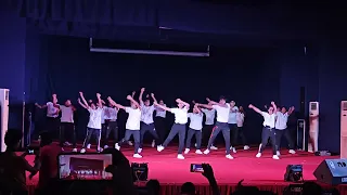 IIT BHU/Aagman2k23||Amazing 🤩 Dance Performed By Freshers!!✨...