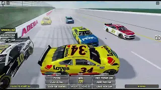 Roblox Nascar AI crashes at Talladega