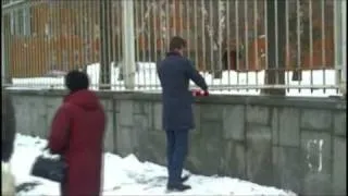 Picket at embassy of France in Moscow against bombardments in Libya