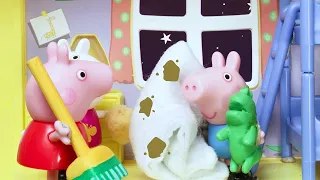 Peppa Pig begibt sich auf eine schlammige Mission! Spielzeugvideos für Kleinkinder und Kinder