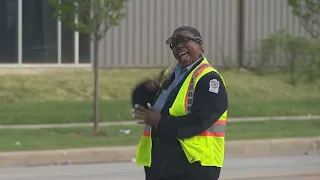 Chicago's dancing crossing guard brings joy to her job every day: 'I want to give love to those who