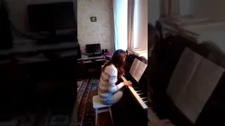Домашнее Видео Аси из милой Одессы "Аве Мария - Шуберта"