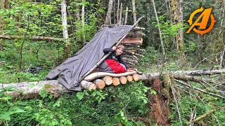 Camping Overnight in Suspended Lean-To Bushcraft Survival Shelter