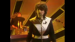 Martha & The Muffins - Echo Beach  (Top Of The Pops, 6th March 1980) Original Broadcast