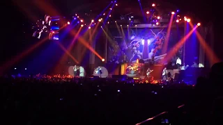 IRON MAIDEN - Run to the Hills live in Paris (5/07/2018)