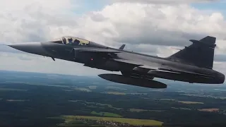 Украинские пилоты НА ОТЛИЧНО протестовали JAS 39 Gripen в Швеции | Будут в Украине раньше чем F-16