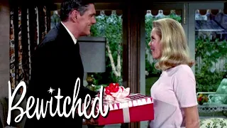 Samantha and Darrin's Ugly Presents | Bewitched