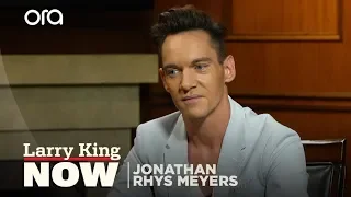 Jonathan Rhys Meyers slept next to Elvis’s grave