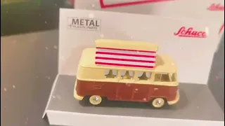 Schuco 1/64 Volkswagen T1 Camper opened roof  ** NEW ROOF FEATURE  FOR 2021**(452026600) Diecast Car