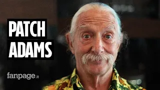 Patch Adams, l'uomo che inventò la clownterapia: "Non lamentatevi, la vita è bella"