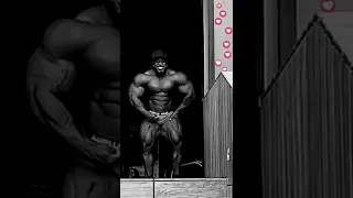 Can Brandon Curry defeat #bigramy at #mrolympia2022