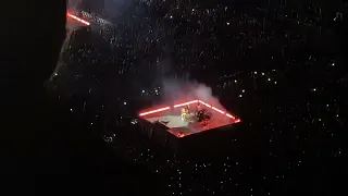 Born This Way- Lady Gaga- MetLife Stadium