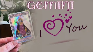 GEMINI💛 Next 24 hours⌛YOU LIKE IT OR NOT…SOMEONE’S DEFINITELY RUSHING TOWARDS YOU TO❤️End-April