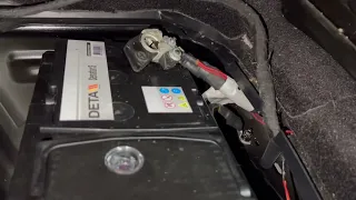 Jeep grand Cherokee WK2 Diesel how to removal battery как снять аккумулятор