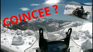 ROADTRIP MOTO MOTARDE | Les Alpes en Triumph - EP2 : COINCÉE DANS LA NEIGE A LA BONETTE ?