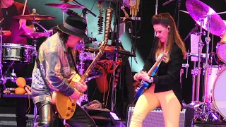 Carlos Santana Feat. Erja Lyytinen - Love Power, Helsinki June 18, 2018