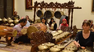 Ketawang Puspawarna, Sl Manyura