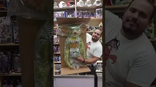 Unboxing Neca Gremlins