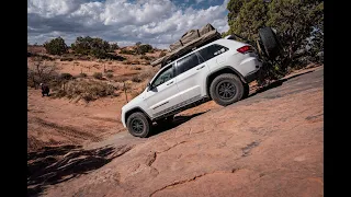 Grand Cherokee WK2 Trailhawk on 33" Tires - My Fitment Experience with QuadraLift Suspension