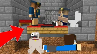 ELSZÖKTÜNK EGY TITKOS FÖLDALATTI BÖRTÖNBŐL A MINECRAFTBAN! **HALÁLOS**